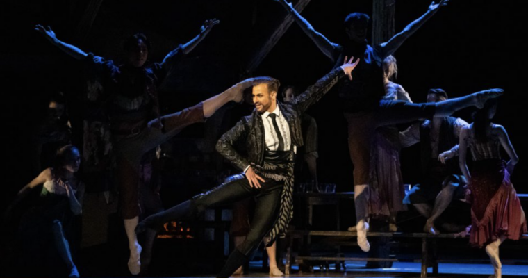 ZRODZONA Z DYMU I KART – „CARMEN” – OOPERA I BALETTI W HELSINKACH